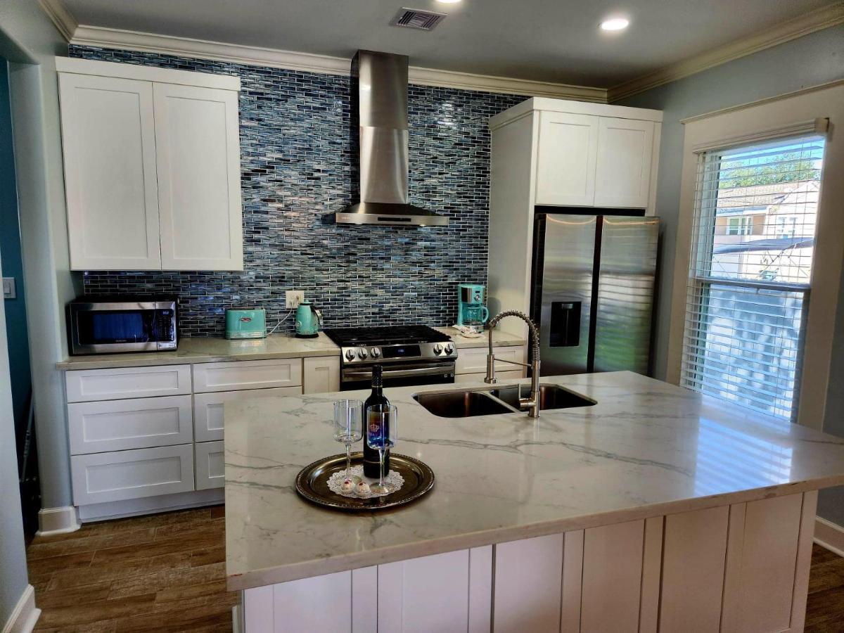 Luxury Designer Villa By The Beach Bright Beautiful Brand New Galveston Extérieur photo